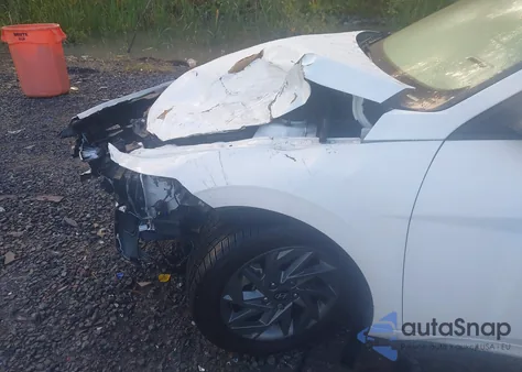 2024 Hyundai Elantra Sel from USA, damaged, VIN KMHLM4DG6RU665647